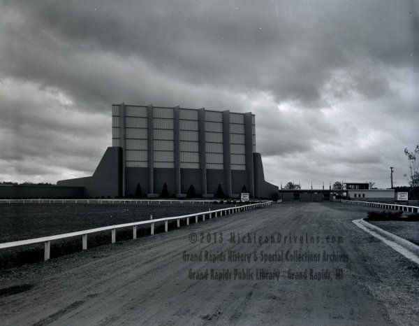 Vista Drive-In Theatre - From Grand Rapids Library (newer photo)